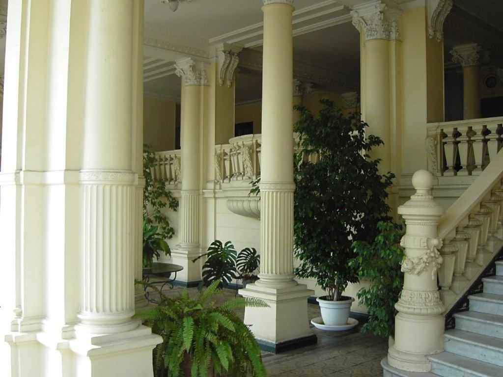 Appartement Claire Deluxe Канни Екстер'єр фото